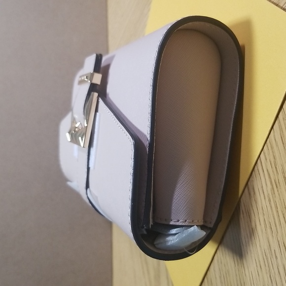 Michael Kors Penelope MD Clutch In Soft Pink NWT - Picture 7 of 11